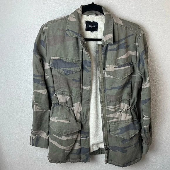 Rails Whitaker Jacket Faux Fur Lining Sage Camo Contemporary Women’s Casual XS - Picture 3 of 14